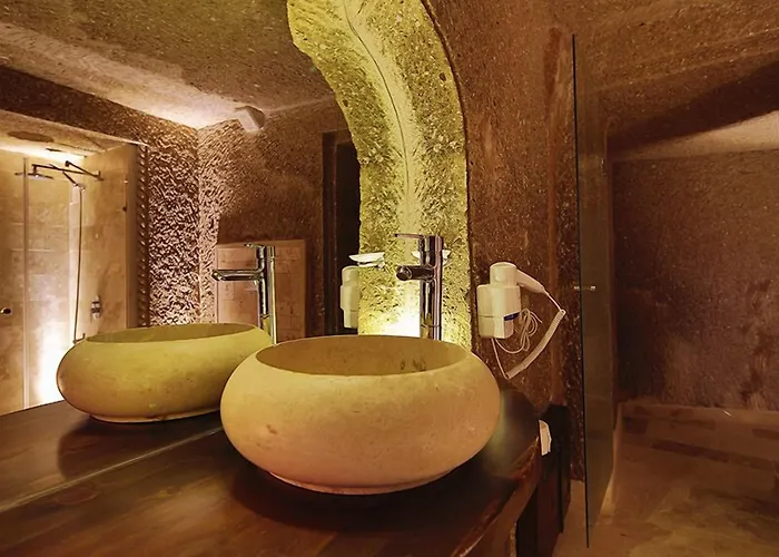 Erenbey Cave Adults Only 12 홈스테이